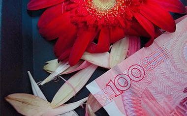 打官司请律师有哪些好处？请不起律师怎么办？
