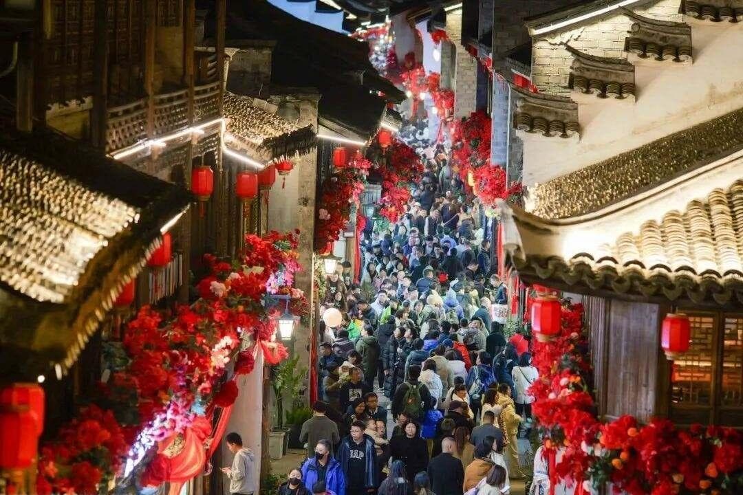 245万游客！临海台州府城春节成浙江最热门旅游目的地