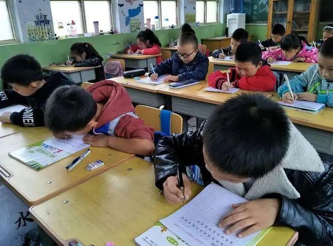 孩子最佳“认字时间”，并非3岁或4岁，这个年龄段识字量大爆发