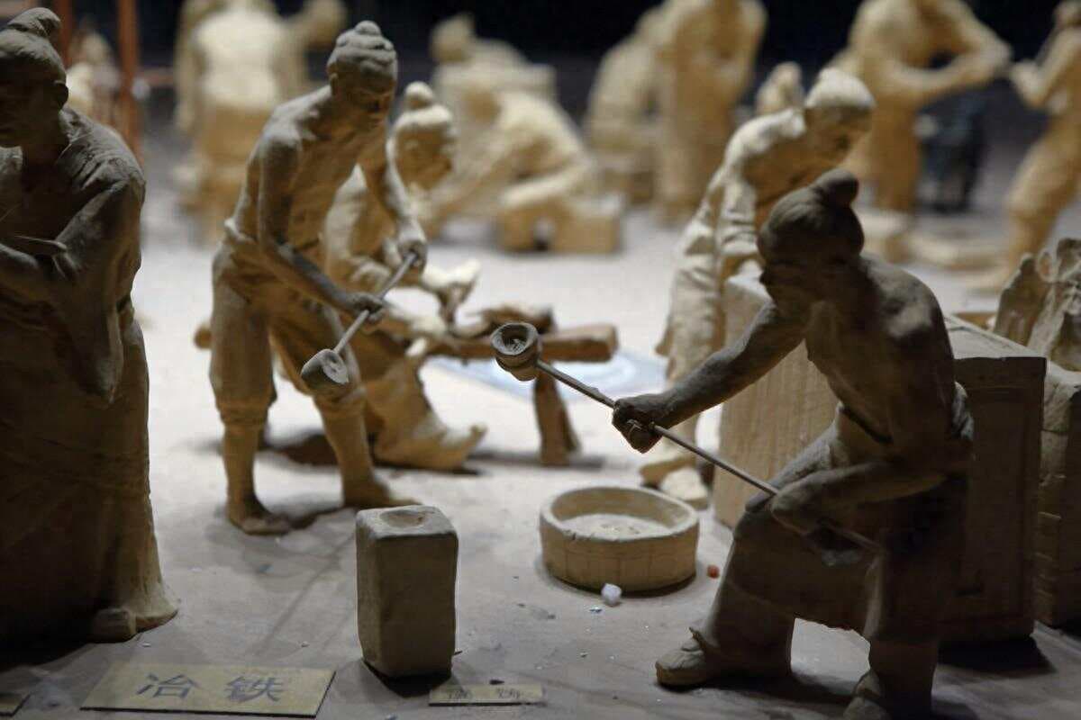 最有趣味的8首诗，妙趣横生，读后令人感到欣悦