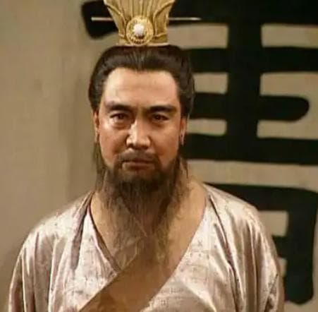 曹操：以舆论为梯，步入仕途的一代枭雄