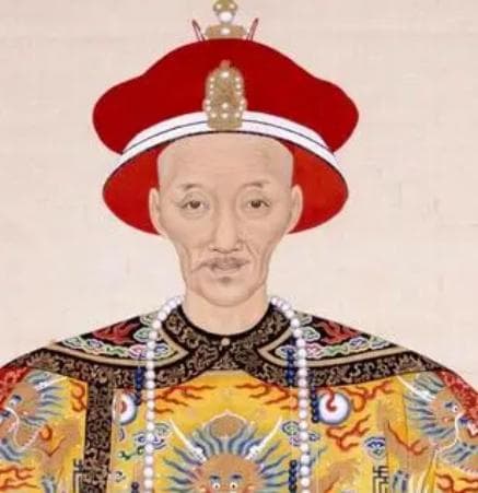 皇帝与帝王：权力与影响力的比较