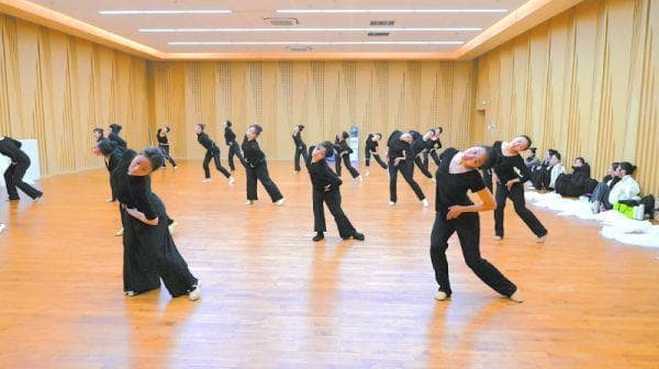 《阆苑传奇》展示阆中多元文化