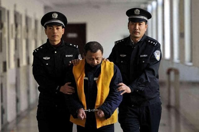 055、歼20都是后盾！缉毒警摇人能力有多牛？“后台”到底是谁？