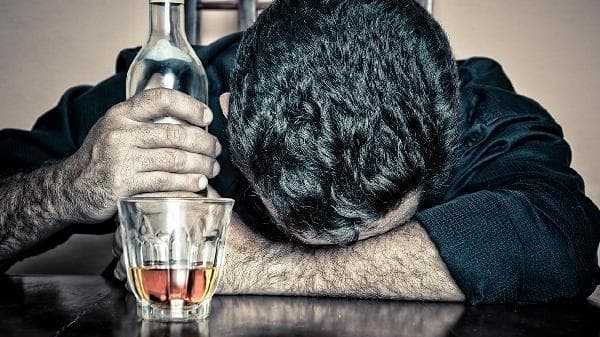 吃降压药能喝酒吗