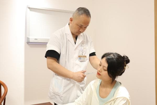【骨科名医录】杨晓全：中医综合疗法，全局诊治颈椎病