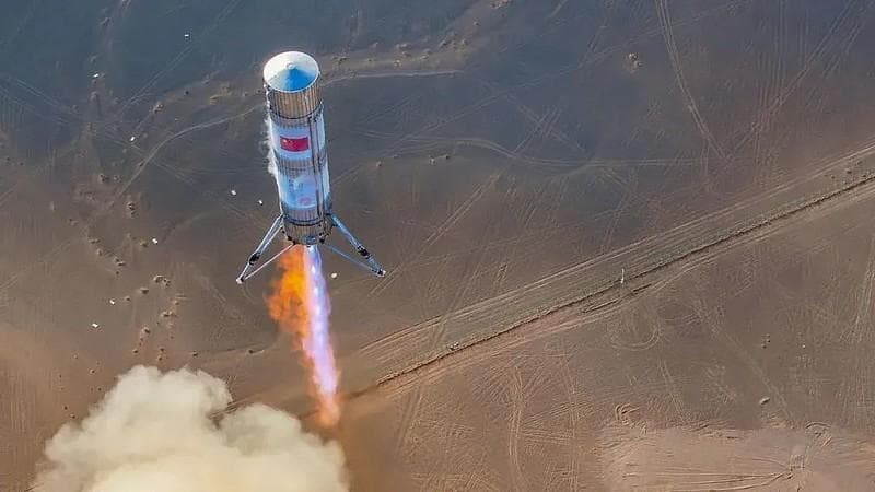 中国首枚可回收火箭朱雀三号：开启低成本卫星互联网新时代