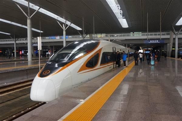 全国铁路新运行图上线，多地间旅行时间大幅缩减，高铁直达更便捷！