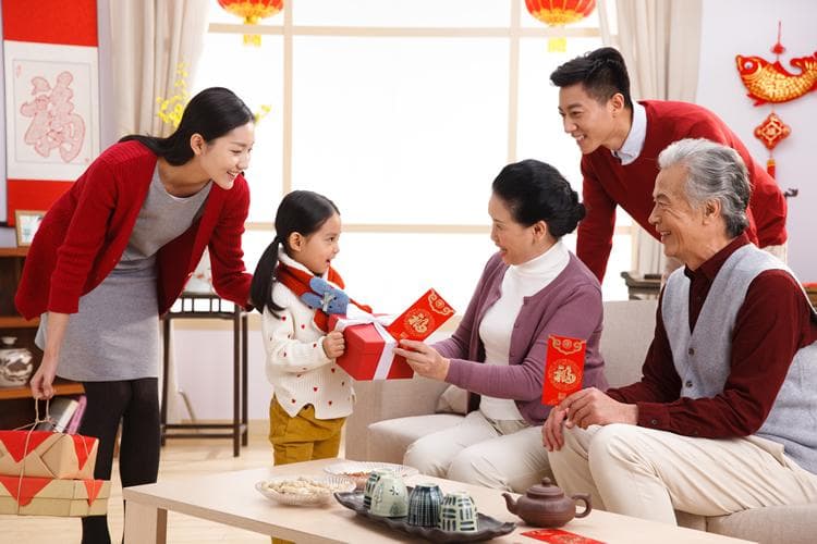 过年回娘家必备的10件礼物 春节回娘家带什么礼物好