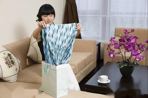 新衣服有刺鼻异味有害吗？新衣服异味去除方法全攻略