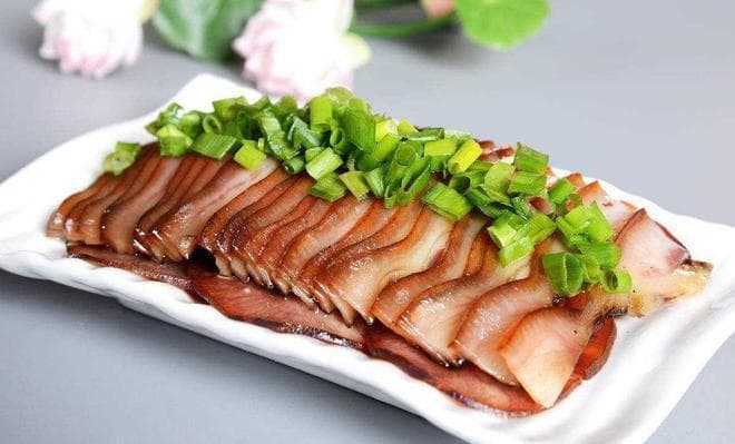 炖猪肉放什么调料？牢记这3种，猪肉软烂，香飘百里