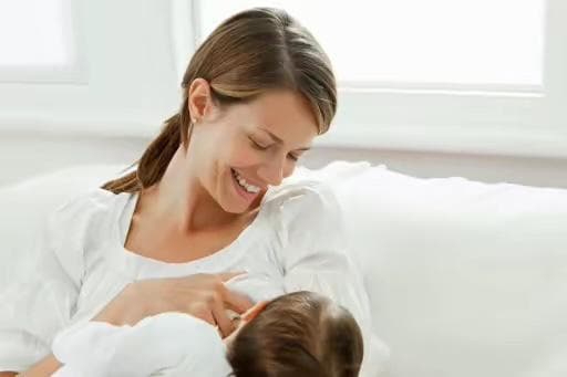 母乳虽好也不是长久之计，断奶时做好这几点，让孩子更健康