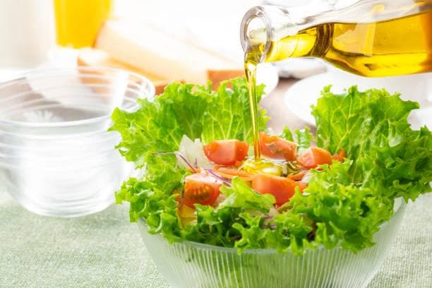 食用油选购指南：从脂肪类型到烹饪应用的全面解析