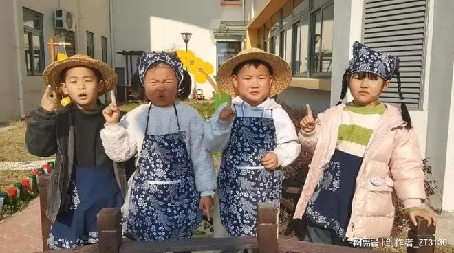 孩子们感受着自然的美好与和谐