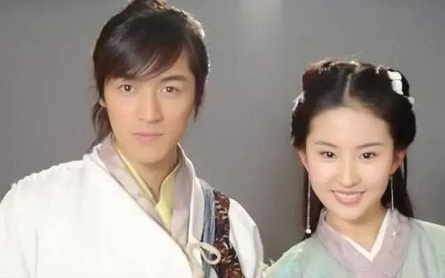 胡歌刘亦菲再聚首？《仙剑奇侠传》幕后花絮引热议