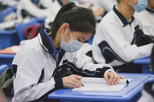 初二下学期是成绩定型期！抓好这几点，孩子中考稳进重点高中