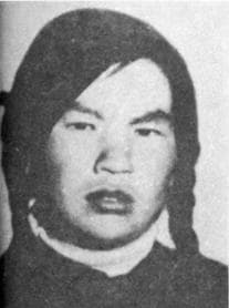 八一前夕唱响《小白杨》，阎维文师生致敬戍边英雄