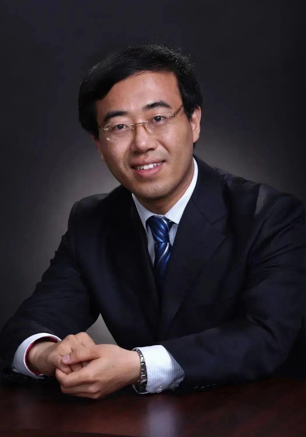 专家解读：AI大模型对公共管理带来机遇与挑战