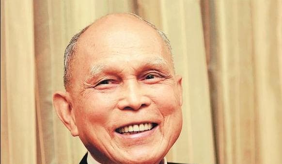 “红色商人”霍英东：长津湖胜利的幕后英雄，遗愿获国葬荣耀