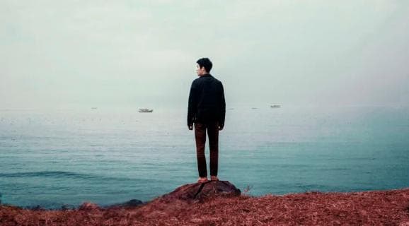 不内耗的人有个特征：只表达自己，不分析对方