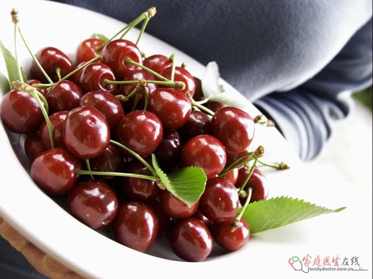 吃对这7种食物，轻松改善你的睡眠质量