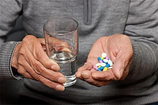 酒石酸美托洛尔片使用指南：4大注意事项要牢记
