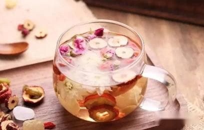 山楂泡茶的8种搭配：功效与注意事项全解析