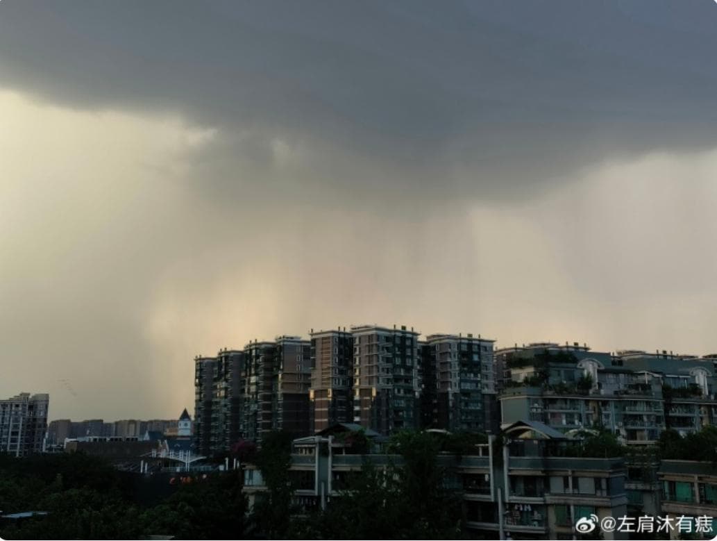 热到41.2℃！暴雨、雷电、大风来了！反转继续，未来一周成都持续高温