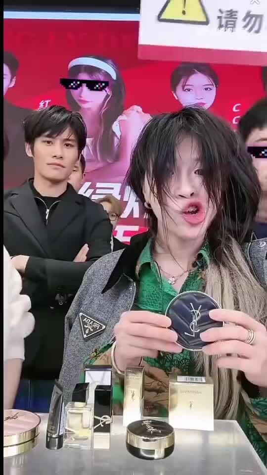 直播带货的“草莽时代”结束，小杨哥必然成为众矢之的