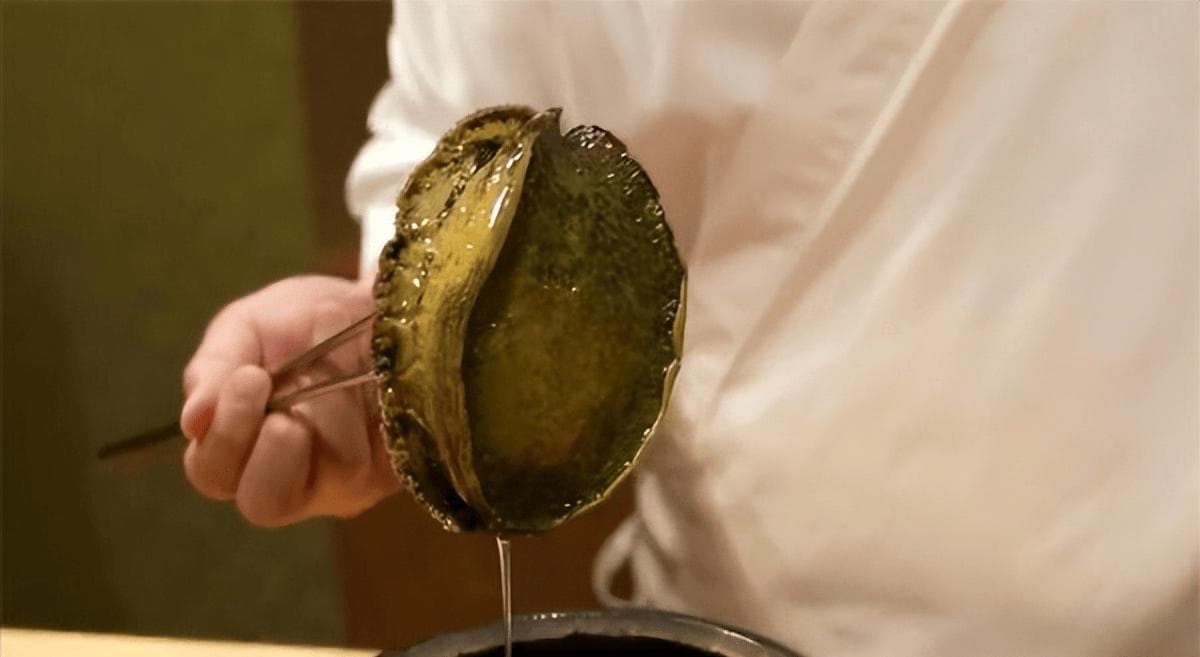 鲍鱼内脏之谜：为什么日本人乐此不疲，中国人却敬而远之？