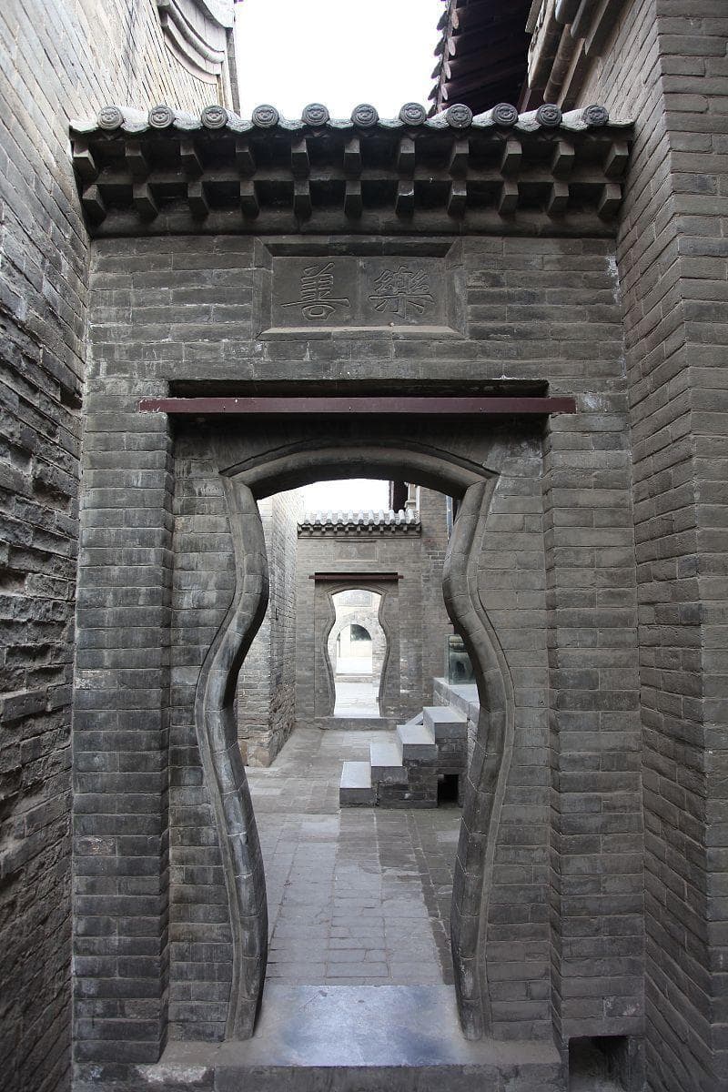 三朝辉煌，四重风格：走进康百万庄园的建筑与文化