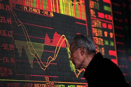 如何帮助散户掌握新股购买的技巧和策略？这些技巧和策略在实践中如何应用？