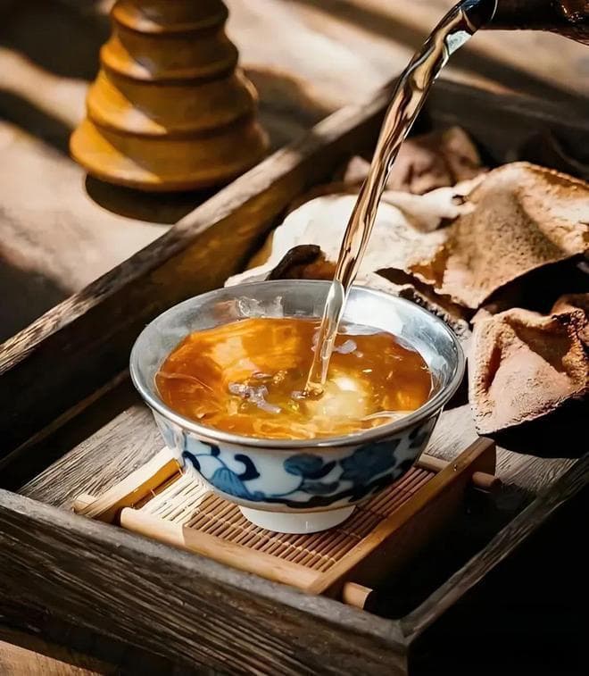 陈皮泡水五大功效：从调理脾胃到抗氧化抗衰老