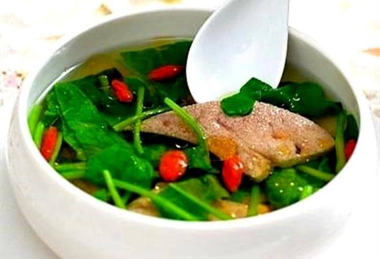 菠菜猪肝汤（溧阳民间美食之一百四十）