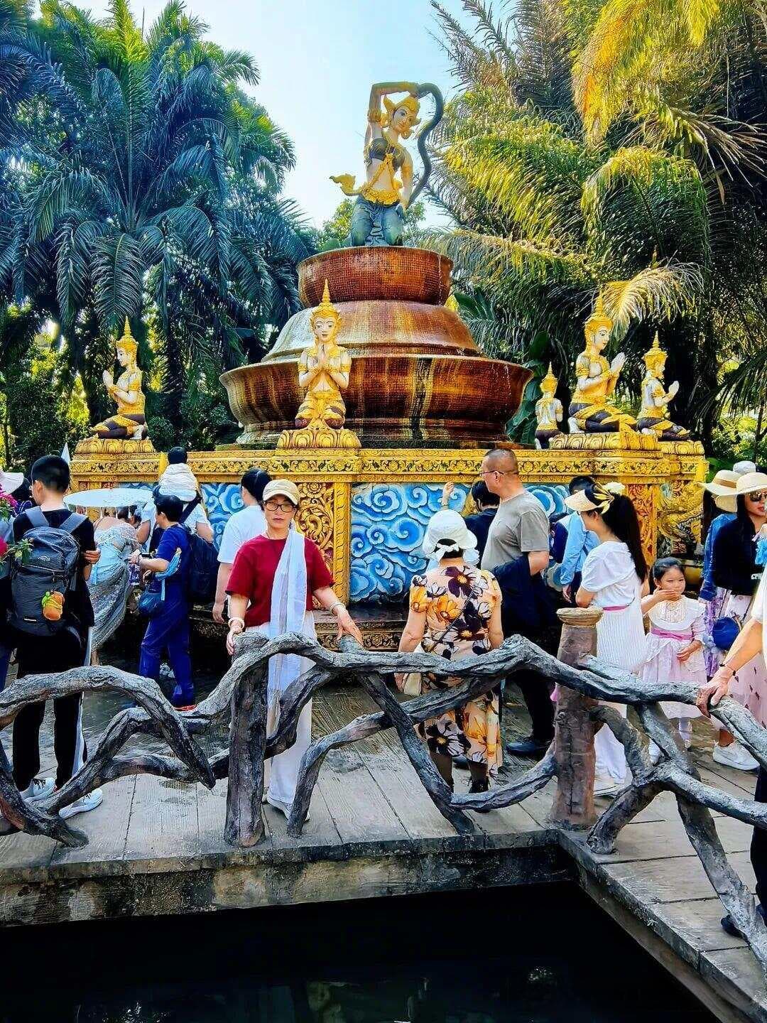 西双版纳曼听御花园：傣族文化的灵魂之园