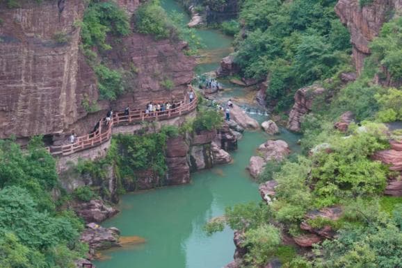 河南必去的山水之旅，畅游河南山水八大景点，美得不像话