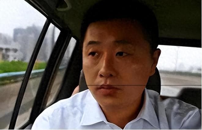不是你撞的，你为何要扶她？当初说出这句话的法官，如今怎样了？