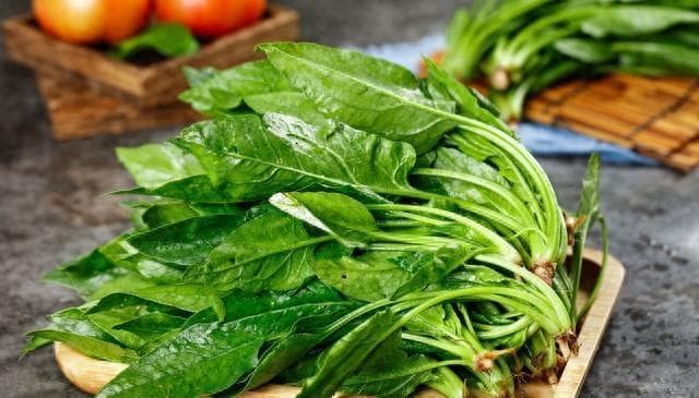 菠菜为什么要焯水？教你正确做法