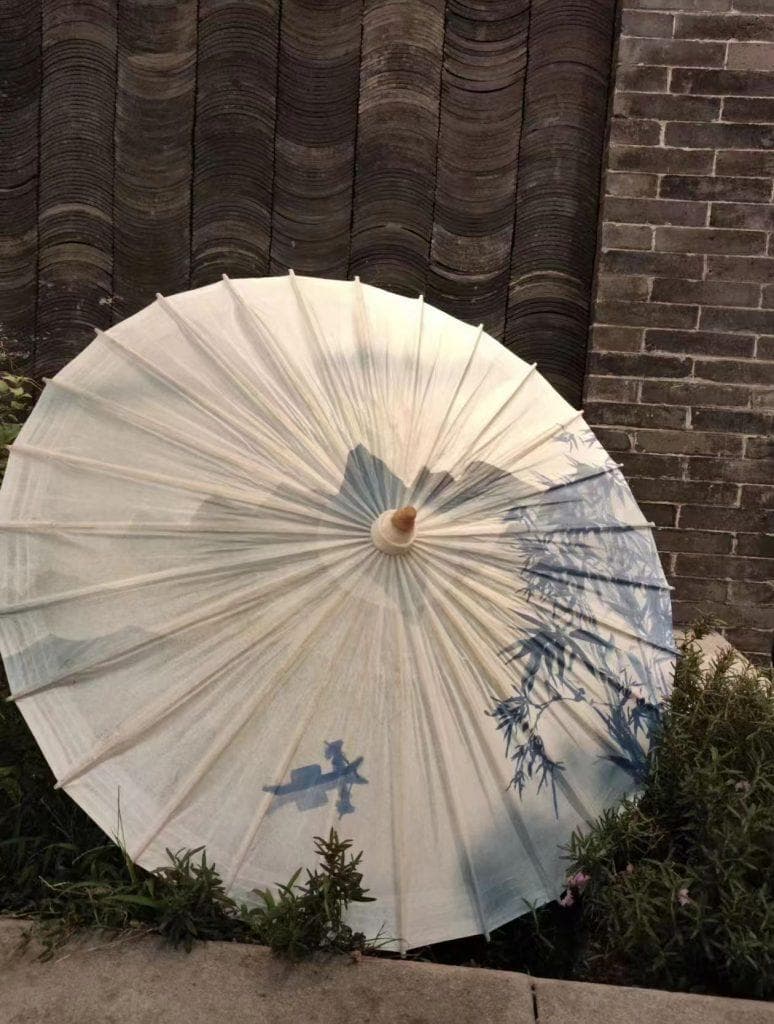 油纸伞下的非遗情：活态传承与文化自信的交融