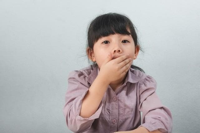 打疫苗时宝宝总是哭怎么办？医生：家长要牢记这6点，帮孩子缓解疼痛