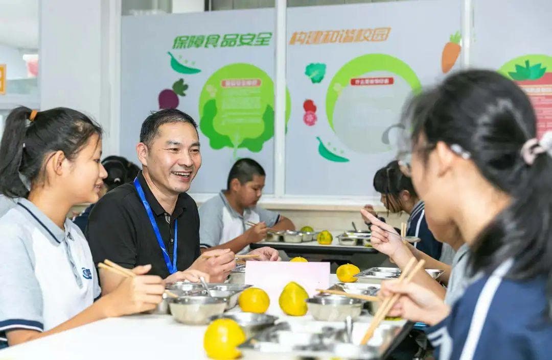 让学生吃上安全餐，这些举措很暖心