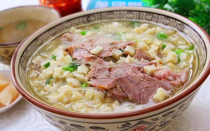 陕西羊肉泡馍：味蕾上的西北风情
