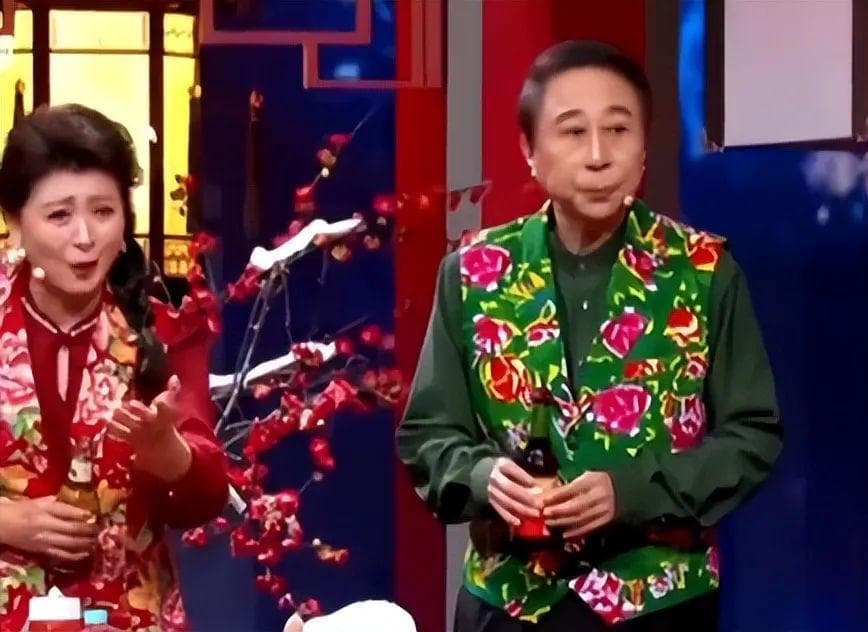 冯巩2025新春晚会大放送：从辽宁到北京，67岁老艺术家再创经典