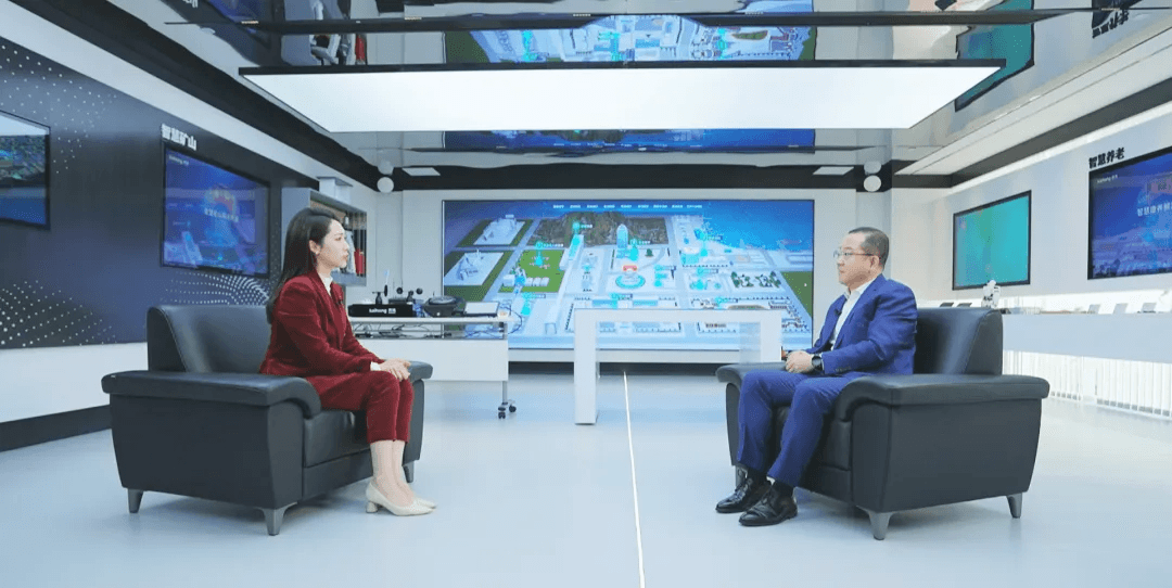 鸿蒙之父王成录：开源鸿蒙是我国基础软件领域唯一一次架构创新