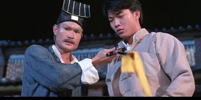 《僵尸先生》：林正英与钱小豪的搞笑经典