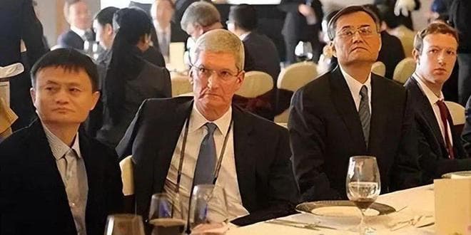 好的人际关系不是请客吃饭、送礼，而是坚持“梅拉宾法则”
