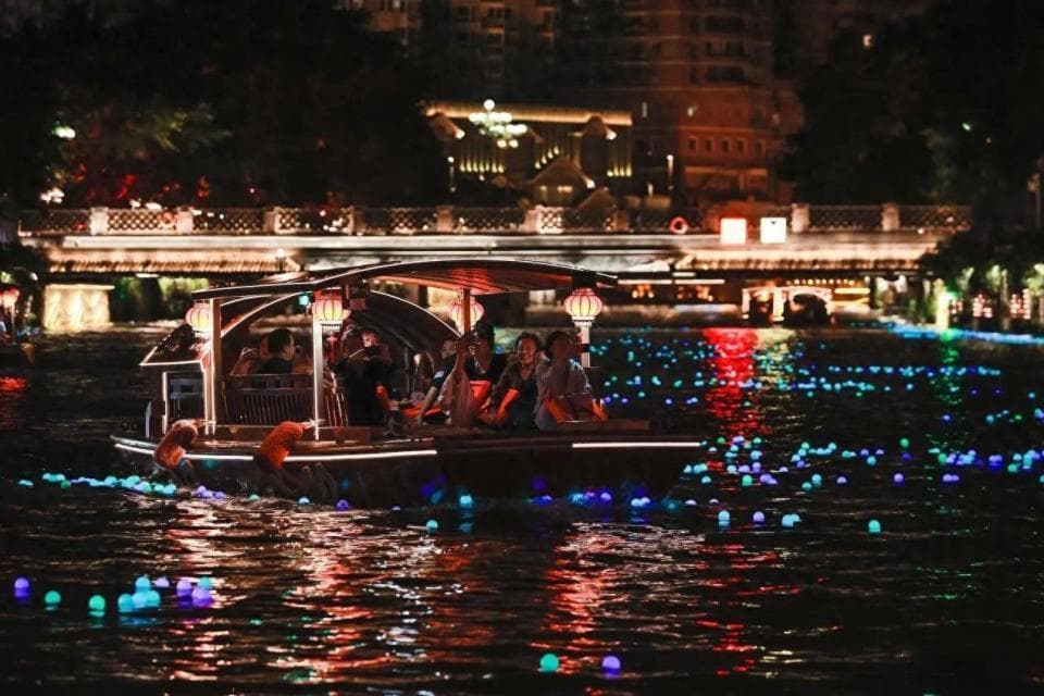 成都锦江公园游玩攻略：夜游、户外运动、文创市集一应俱全