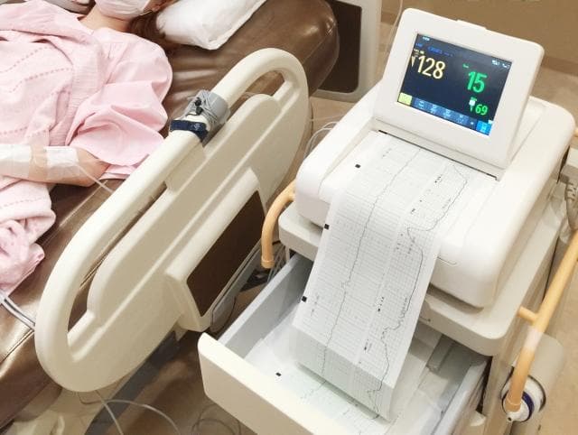 消失双胞胎是常见现象吗？关于母体、胎儿的影响以及双胞胎类型【医生监修】