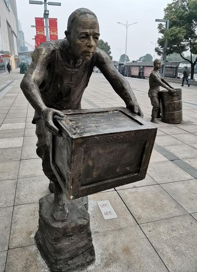 探索汉字"诗"的五行属性及其文化意义