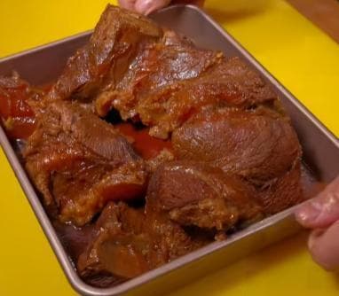 牛腱肉这样做最好：酱牛肉从选材到出锅全攻略